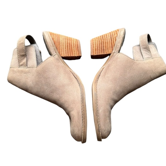 Cole Haan Pippa Stacked Heel Bootie Leather, Women’s Size 7.5 - Picture 3 of 9